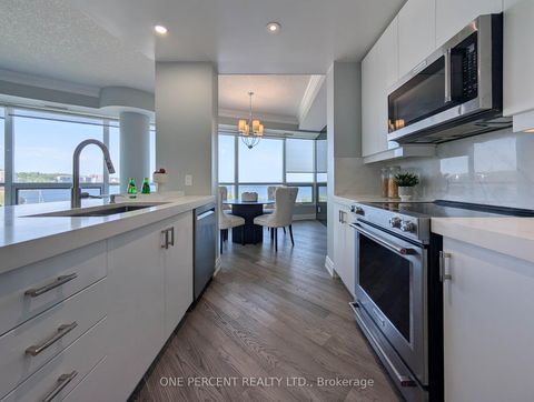 Photo 12 at 604 - 33 ELLEN Street, Lakeshore, Barrie