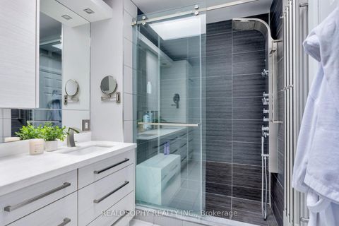 Photo 18 at 432 Merton Street, Mount Pleasant East, Toronto