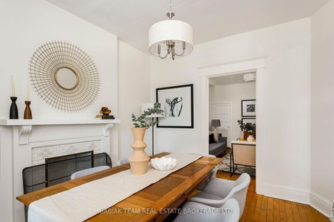 Photo 6 at 82 Howard Park Avenue, Swansea, Toronto