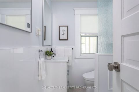 Photo 18 at 82 Howard Park Avenue, Swansea, Toronto