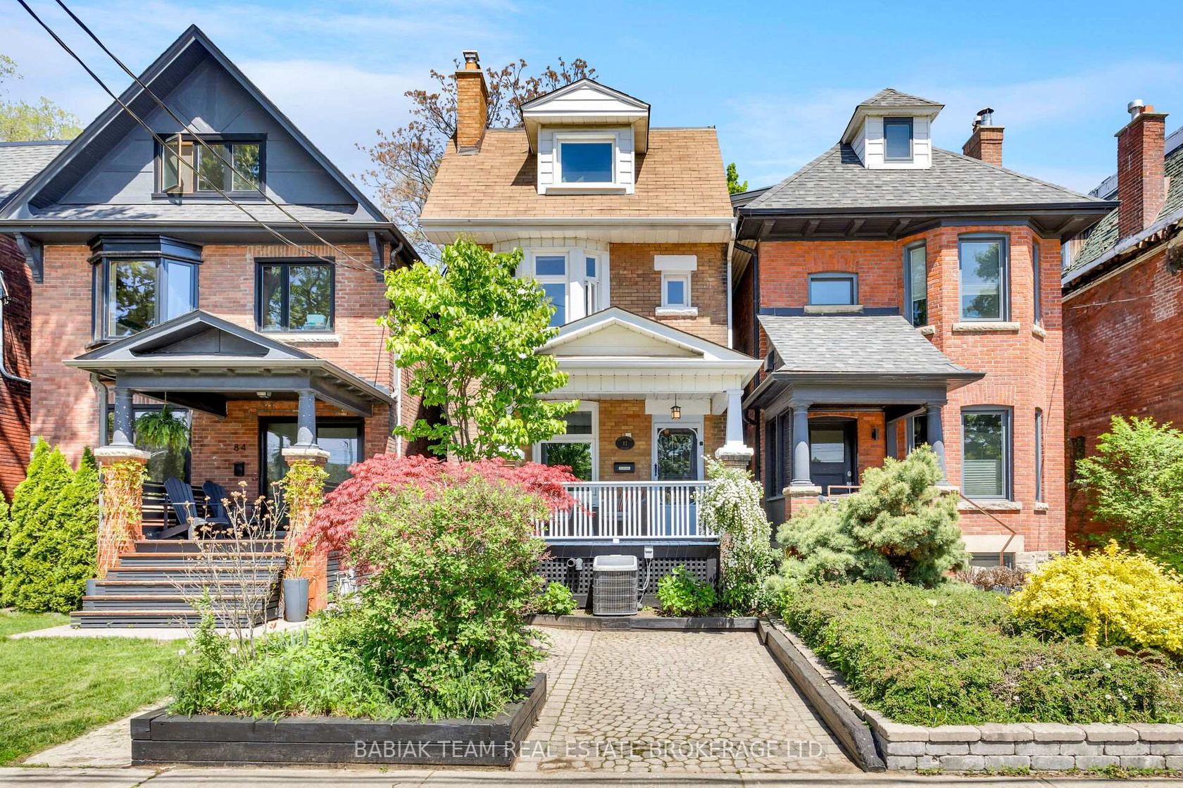 82 Howard Park Avenue, Swansea, Toronto 
