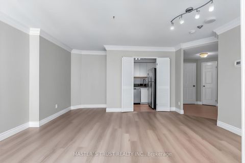 Photo 11 at 1702 - 55 Centre Avenue, Bay Street Corridor, Toronto