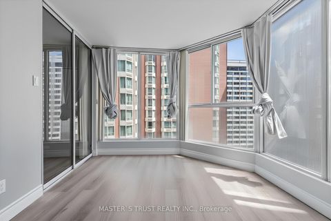 Photo 14 at 1702 - 55 Centre Avenue, Bay Street Corridor, Toronto