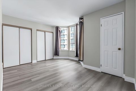 Photo 17 at 1702 - 55 Centre Avenue, Bay Street Corridor, Toronto