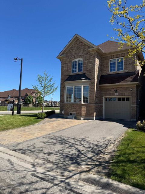 Photo 1 at 45 Pelham Drive, Kleinburg, Vaughan