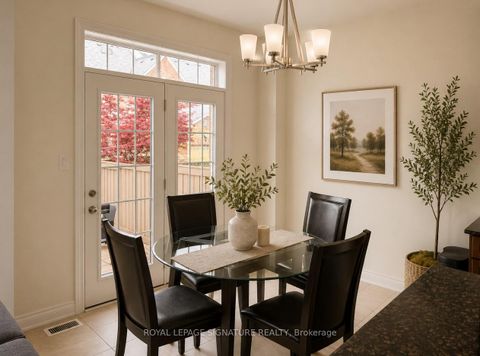 Photo 4 at 45 Pelham Drive, Kleinburg, Vaughan