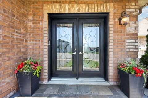 Photo 4 at 1452 Bassingthwaite Court, Alcona, Innisfil