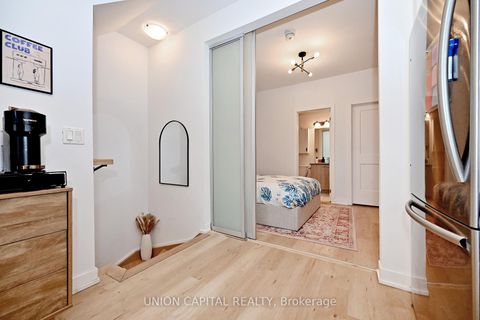 Photo 14 at 39 - 57 Finch Avenue W, Willowdale West, Toronto