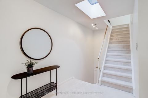 Photo 25 at 9 - 41 Spruce Street, South St. James Town, Toronto