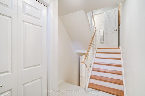 Photo 39 at 9 - 41 Spruce Street, South St. James Town, Toronto