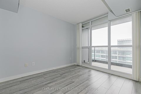 Photo 5 at 1612 - 19 Singer Court, Bayview Village, Toronto