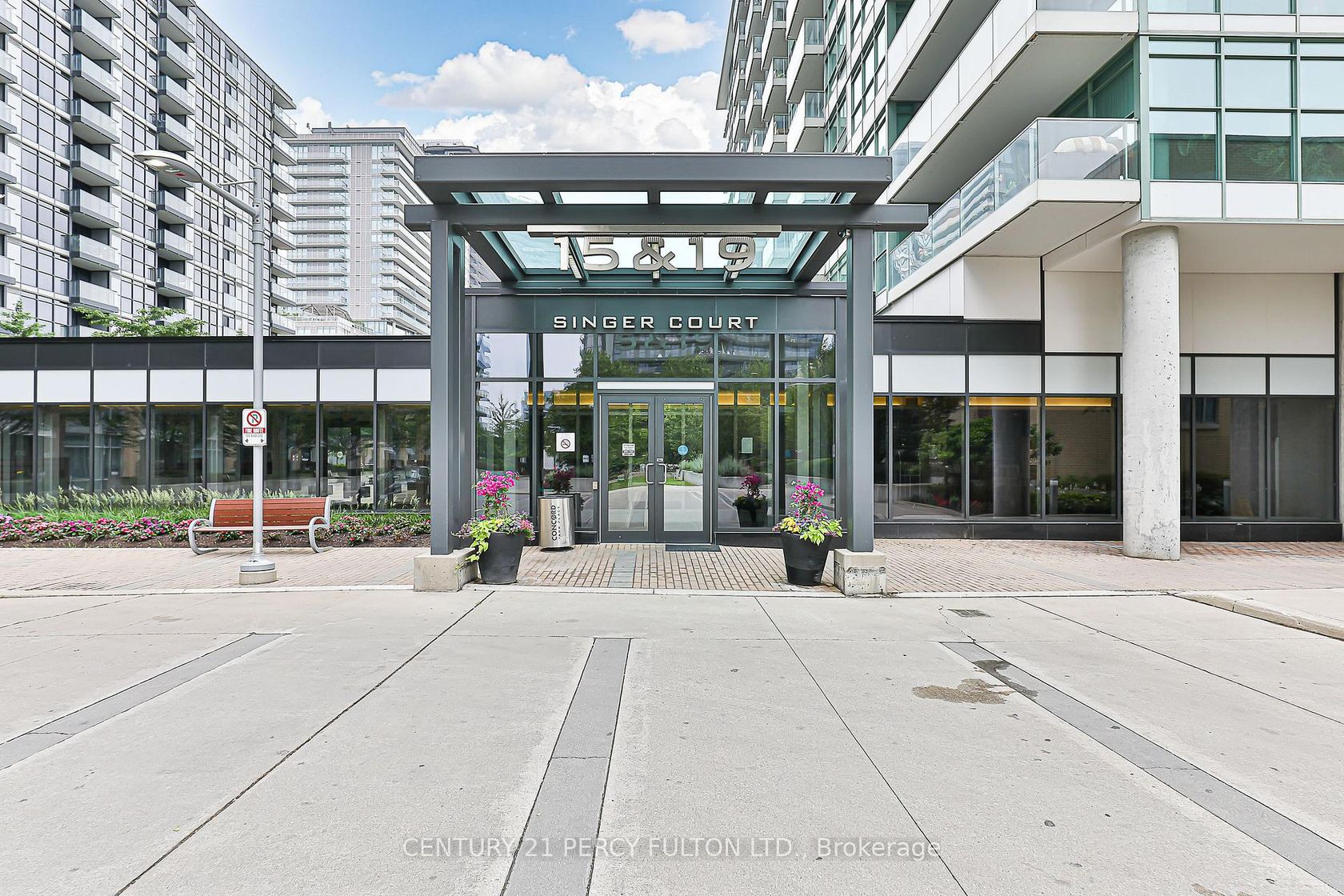 1612 - 19 Singer Court, Bayview Village, Toronto 
