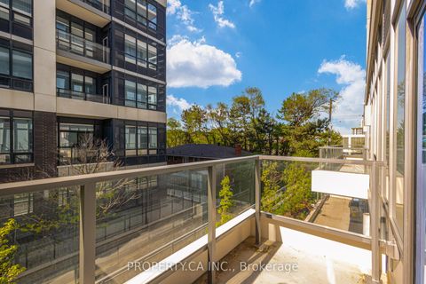 Photo 17 at 102 - 2 Teagarden Court N, Willowdale East, Toronto