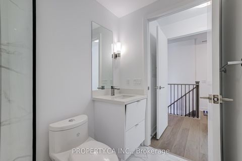 Photo 19 at 102 - 2 Teagarden Court N, Willowdale East, Toronto