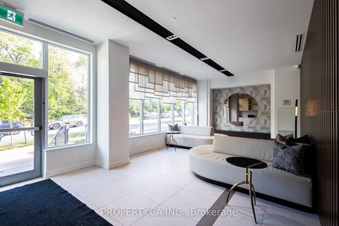 Photo 32 at 102 - 2 Teagarden Court N, Willowdale East, Toronto