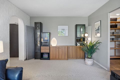 Photo 8 at 201 - 15 Vicora Linkway, Flemingdon Park, Toronto