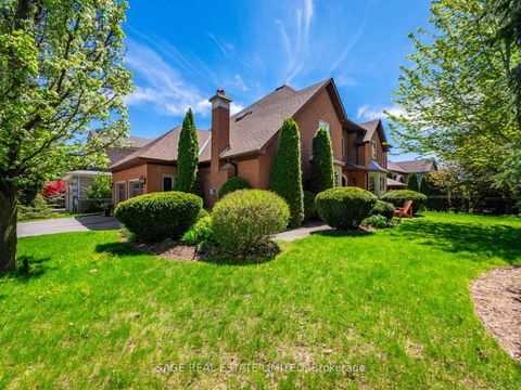 Photo 2 at 888 Cresta Rider Place, Wyndham, Newmarket