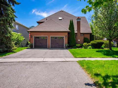 Photo 3 at 888 Cresta Rider Place, Wyndham, Newmarket