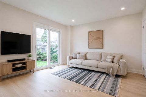 Photo 5 at 20 Hadden Crescent, Cundles East, Barrie