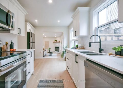 Photo 8 at 20 Hadden Crescent, Cundles East, Barrie