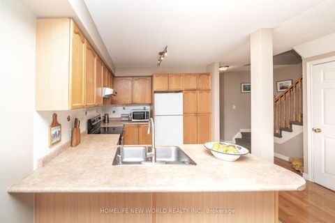 Photo 10 at 26 Cape Breton Court, Oak Ridges Lake Wilcox, Richmond Hill