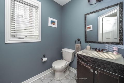 Photo 18 at 26 Cape Breton Court, Oak Ridges Lake Wilcox, Richmond Hill