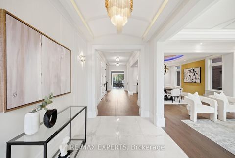 Photo 3 at 38 Railway Street, Maple, Vaughan