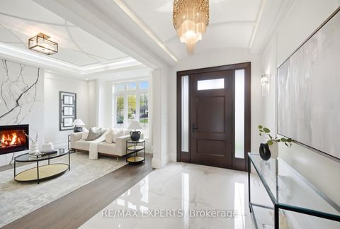 Photo 4 at 38 Railway Street, Maple, Vaughan