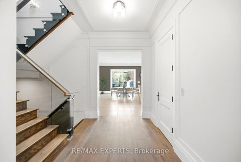Photo 8 at 38 Railway Street, Maple, Vaughan