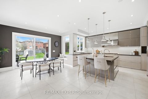 Photo 11 at 38 Railway Street, Maple, Vaughan