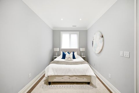 Photo 31 at 38 Railway Street, Maple, Vaughan