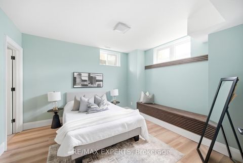 Photo 42 at 38 Railway Street, Maple, Vaughan