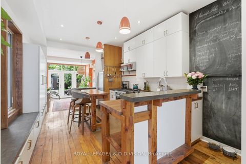 Photo 10 at 41 Noble Street, Roncesvalles, Toronto