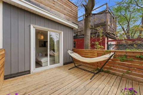 Photo 22 at 41 Noble Street, Roncesvalles, Toronto