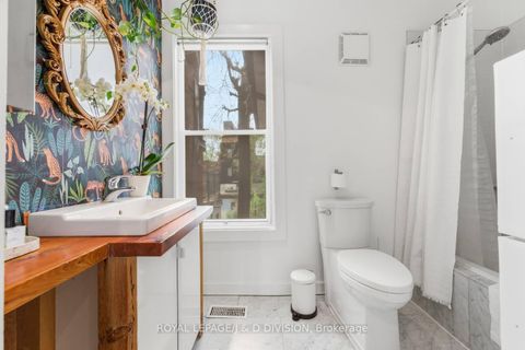 Photo 28 at 41 Noble Street, Roncesvalles, Toronto