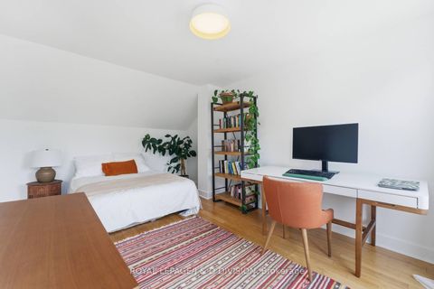 Photo 32 at 41 Noble Street, Roncesvalles, Toronto