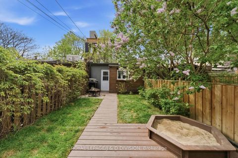 Photo 45 at 41 Noble Street, Roncesvalles, Toronto