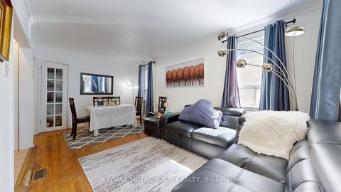 Photo 11 at 291 Kennedy Road E, Cliffside, Toronto