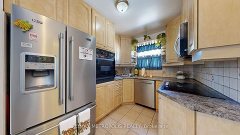 Photo 15 at 291 Kennedy Road E, Cliffside, Toronto