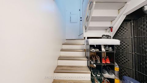Photo 25 at 291 Kennedy Road E, Cliffside, Toronto