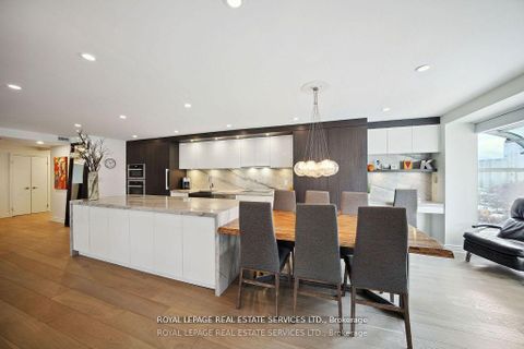 Photo 13 at 601 - 480 Queens Quay W, Waterfront Communities C1, Toronto