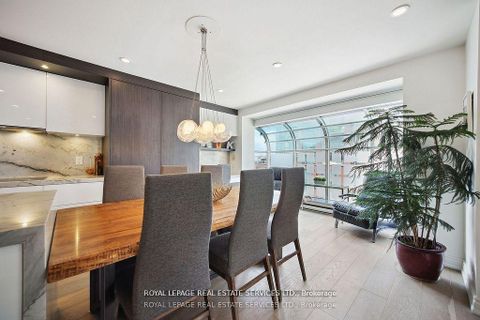 Photo 19 at 601 - 480 Queens Quay W, Waterfront Communities C1, Toronto