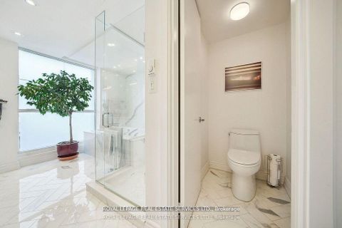 Photo 35 at 601 - 480 Queens Quay W, Waterfront Communities C1, Toronto
