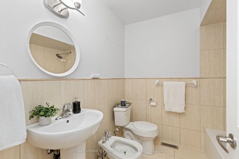 Photo 9 at 82 Button Road, West Woodbridge, Vaughan