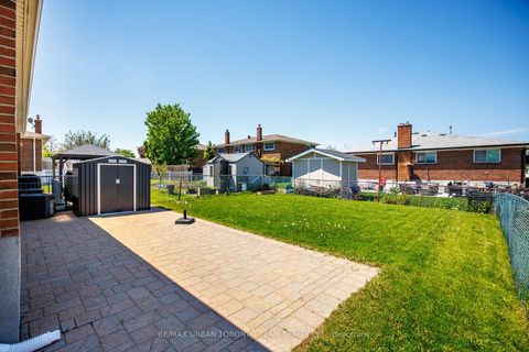 Photo 27 at 82 Button Road, West Woodbridge, Vaughan