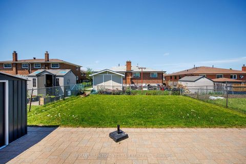 Photo 31 at 82 Button Road, West Woodbridge, Vaughan