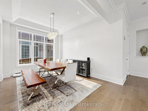 Photo 9 at 18 Rossini Drive, Oak Ridges, Richmond Hill