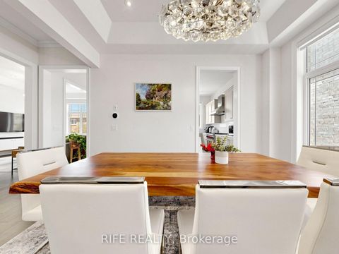 Photo 11 at 18 Rossini Drive, Oak Ridges, Richmond Hill