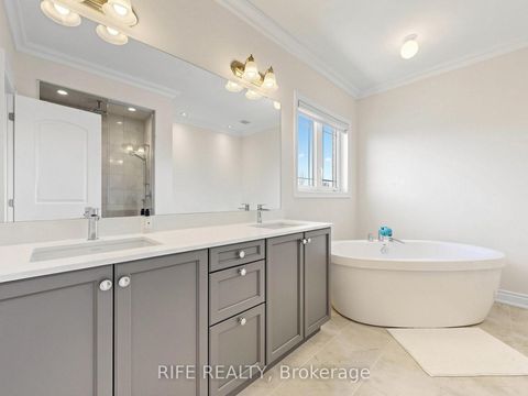 Photo 26 at 18 Rossini Drive, Oak Ridges, Richmond Hill