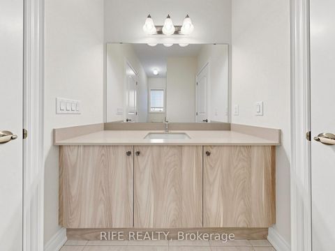 Photo 32 at 18 Rossini Drive, Oak Ridges, Richmond Hill